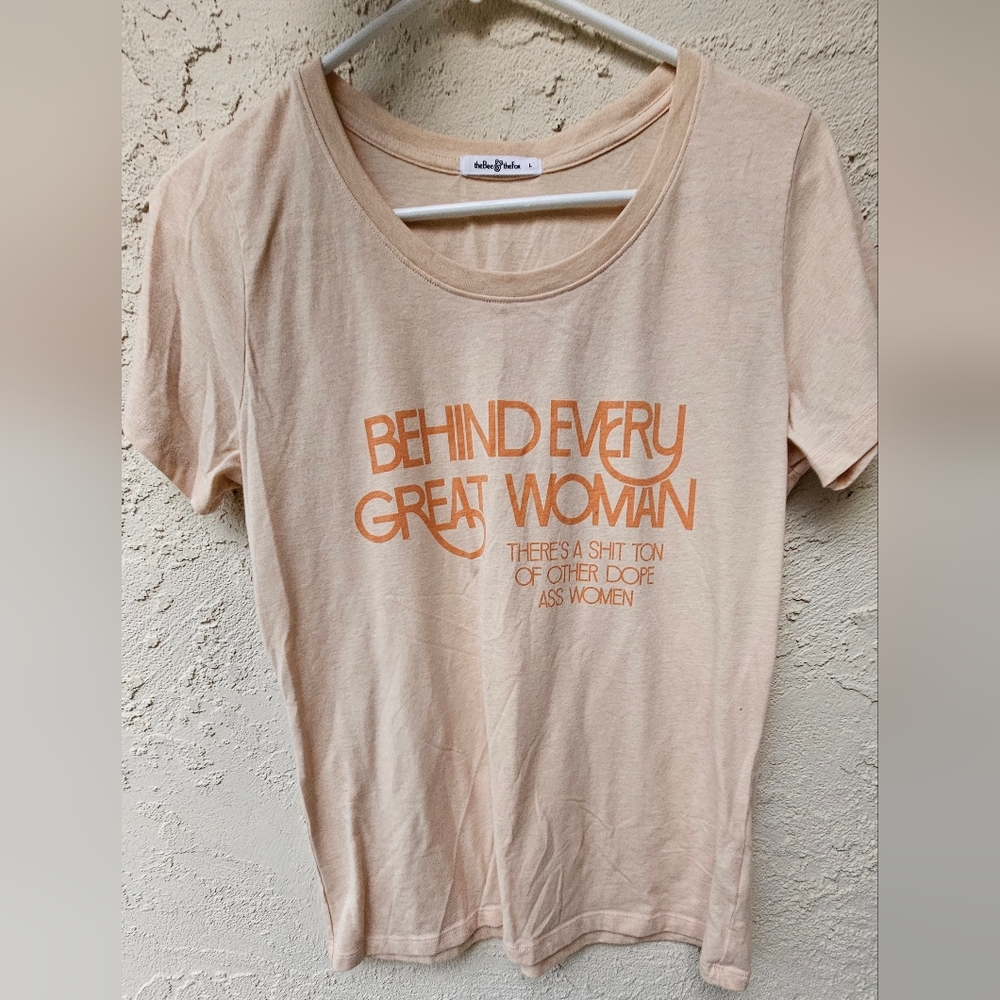 The bee & the fox women empowerment graphic peach  t-shirt Size Large